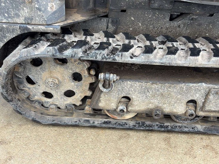 2023-cormidi-c85-tracked-concrete-buggy-image-10