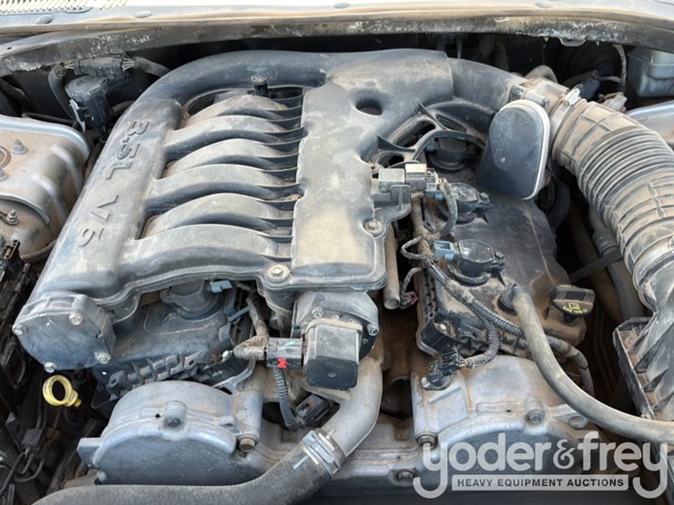 2008-dodge-charger-image-32