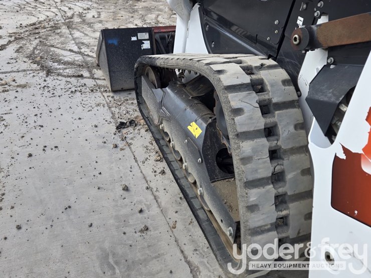 2022-bobcat-t64-image-16