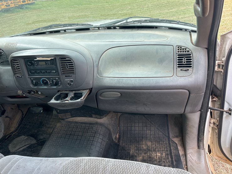 1999-ford-f150-image-15