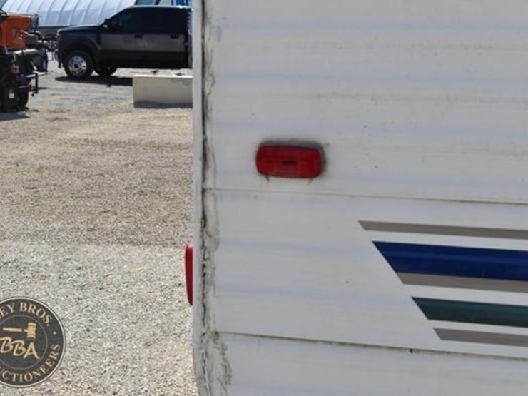 2004-keystone-rv-co-hornet-sport-27bs-38101-image-49