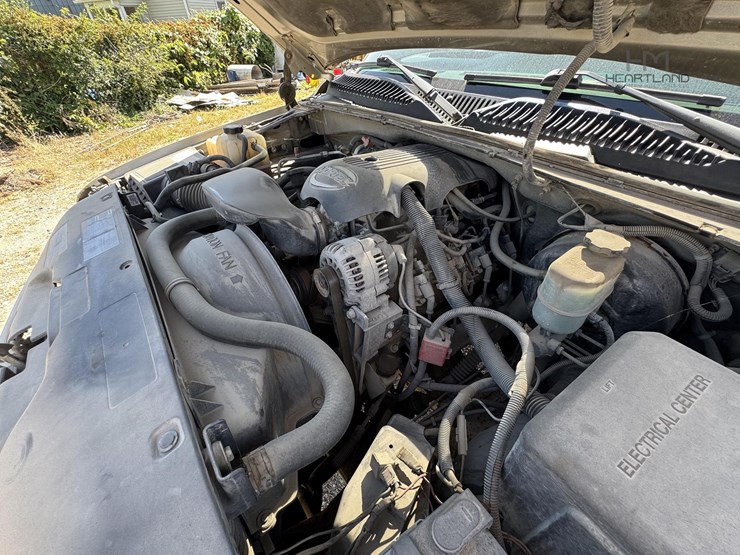 2002-chevrolet-silverado-1500-image-22