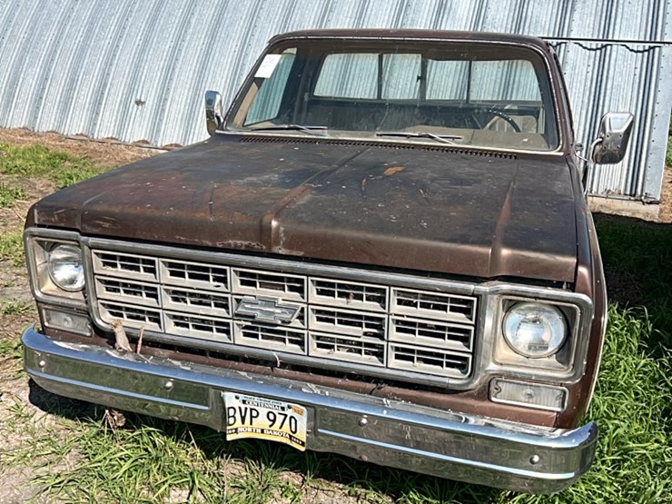 1978-chevy-cheyenne-20-3/4-ton-2-wheel-drive-pick-up,-been-sitting,-sell-as-is-image-3