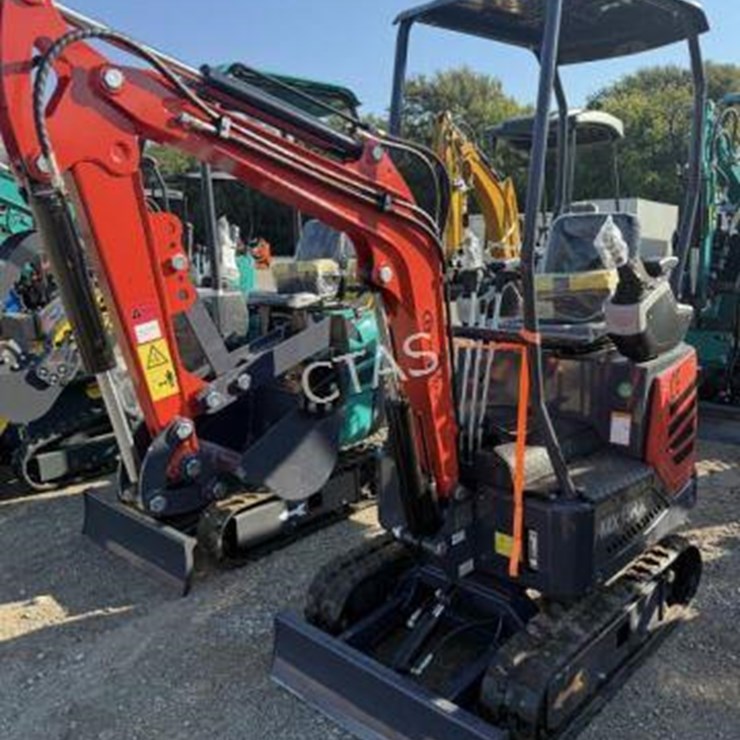 #84 • Mini Excavator - Gas - Model: MX15RX