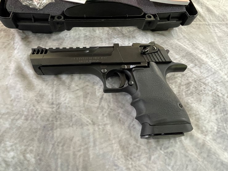 #4036-•-magnum-research-desert-eagle-l5,-sn:-dk0115556-image-3