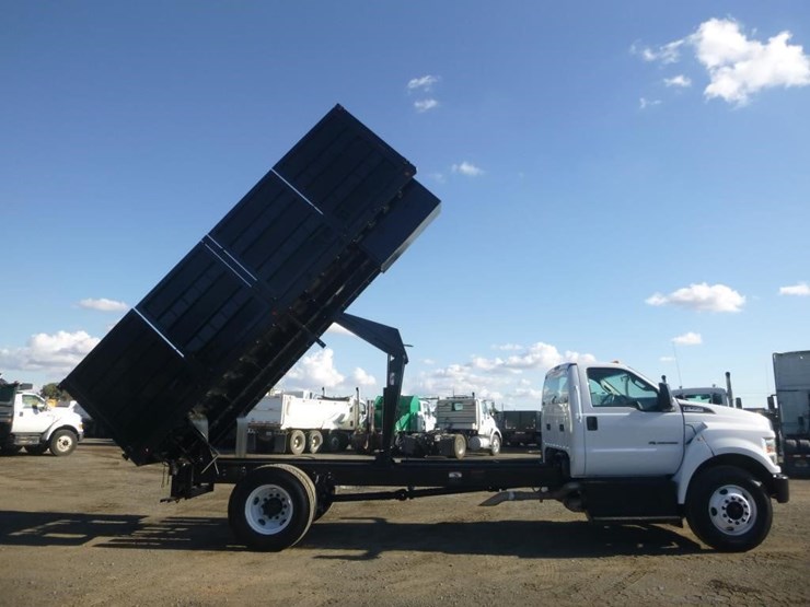 2016-ford-f750-image-12