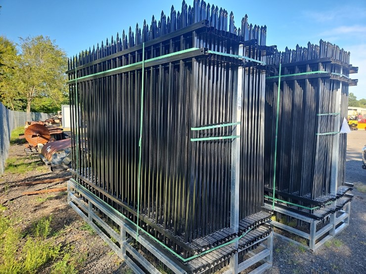 (24)-10'-steel-fence-sections,-image-3
