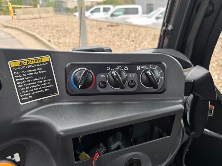 kubota-rtv1100-image-50
