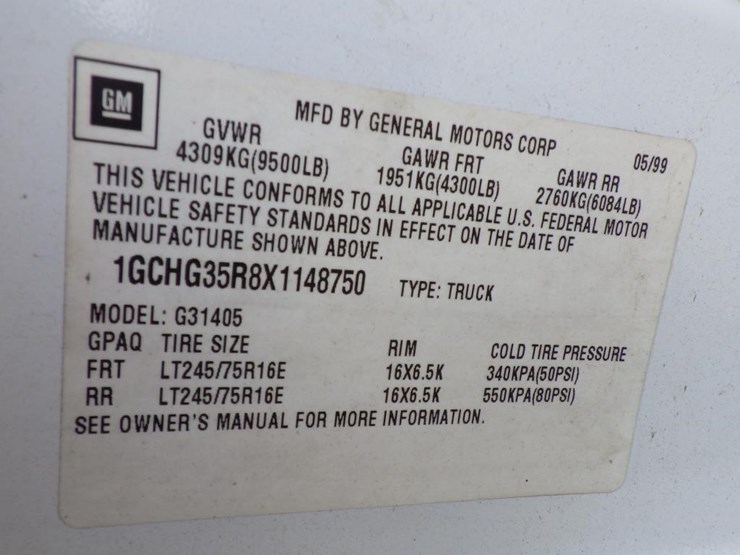 1999-chevrolet-express-3500-image-17