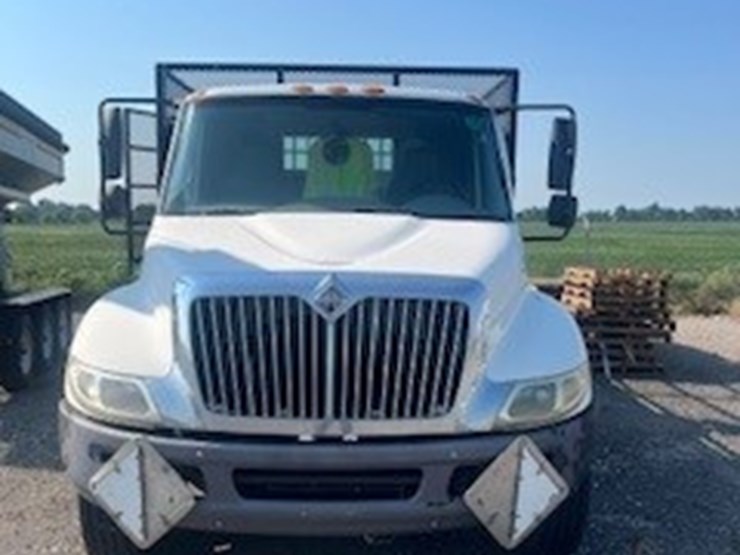 2005-international-flatbed-truck-(dr12231-unit-1484)-image-1