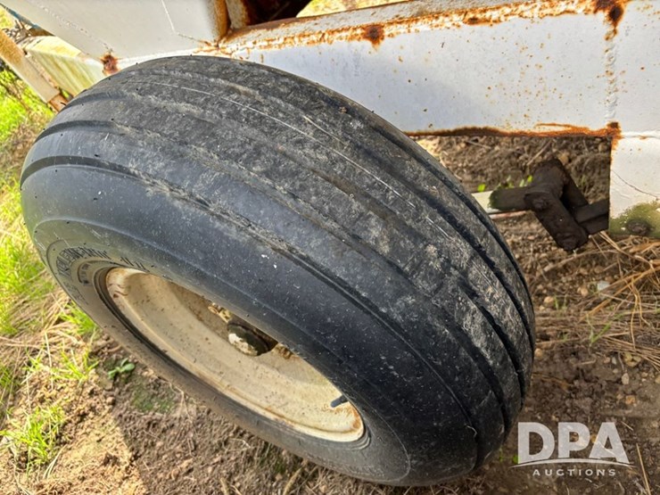 dry-spreader-buggy-(dr12301-unit-5)-image-17