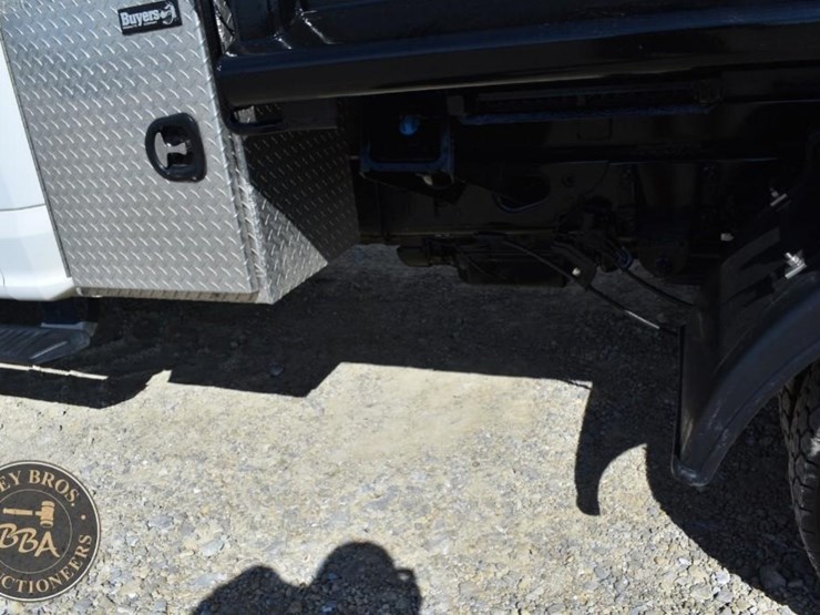 2017-ford-f550-image-41