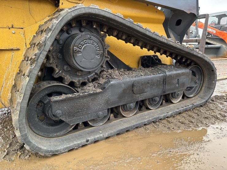 deere-325g-image-18