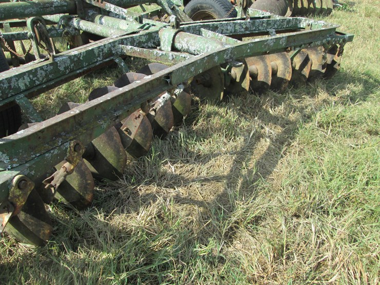 john-deere-10-image-5