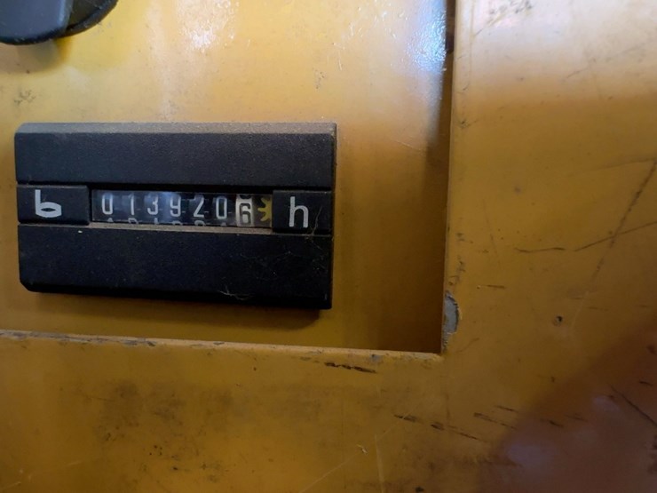 1999-caterpillar-m318-image-28