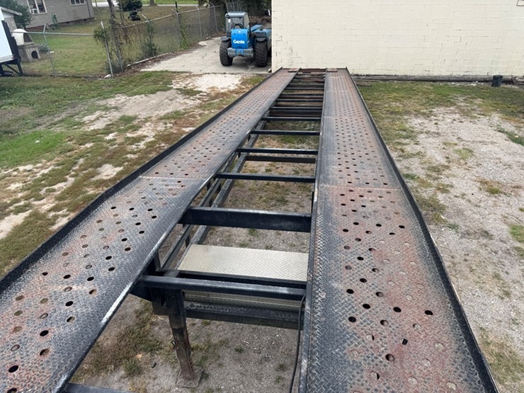 take-3-trailers,-inc.-53'-tri-axle-3-car-hauler-image-9