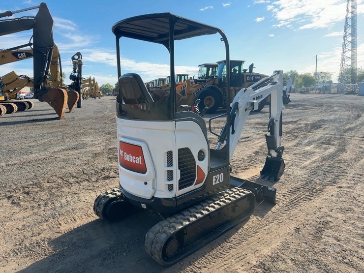 2022-bobcat-e20-image-5