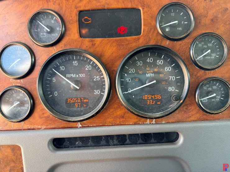 2006-peterbilt-378-image-17