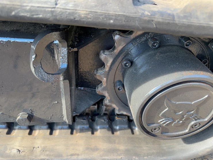 2022-bobcat-e20-image-23