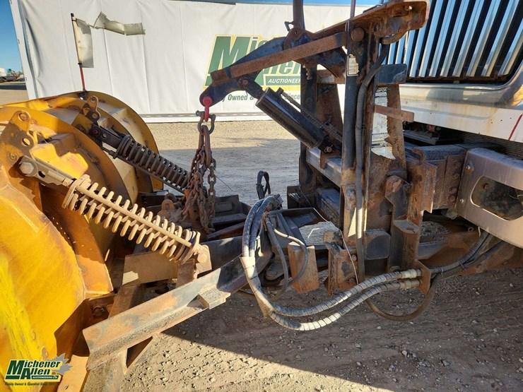 2015-international-workstar-7600-image-28