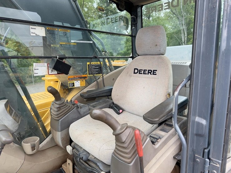 2006-deere-350d-lc-image-36