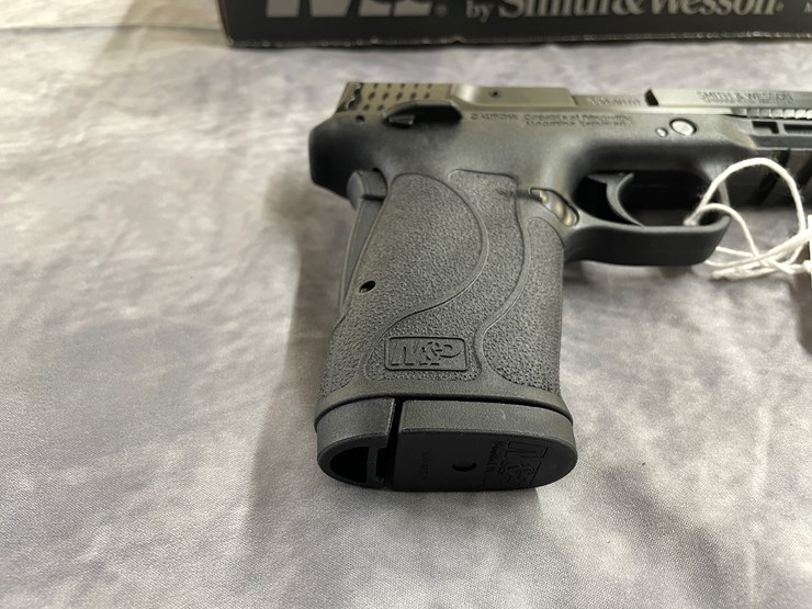 #4008-•-smith-&-wesson-shield-ez,-sn:-dlu4161-image-7