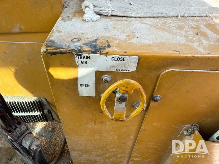 trackmobile-tm3050-railcar-mover-(np6170)-image-69