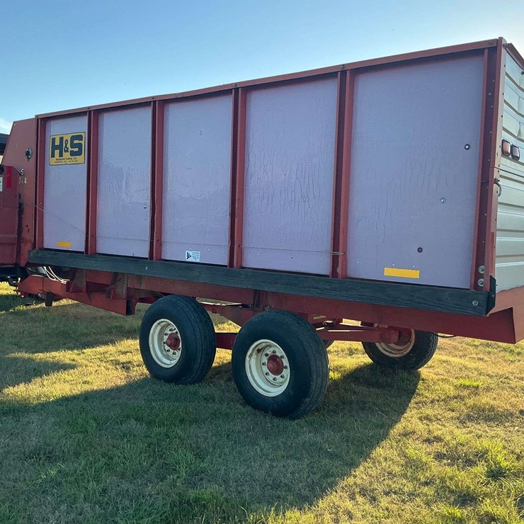 H-S Feedwagon H-D7+4