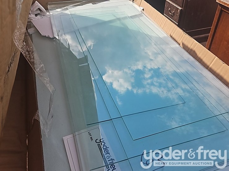 box-of-glass-desk-top-covers-image-2