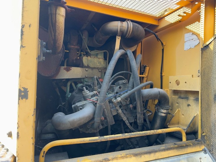 1996-volvo-ew200-image-23
