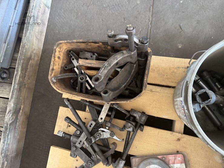lot-of-industrial-tools-bolt-cutters,-pneumatic-to-lot-of-industrial-tools-bolt-cutters,-pneumatic-to-image-9