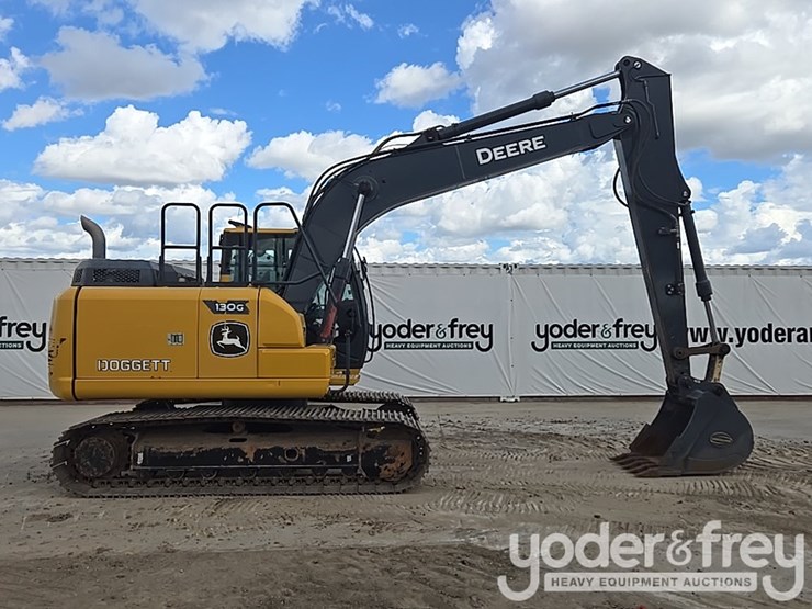 2022-deere-130g-image-6