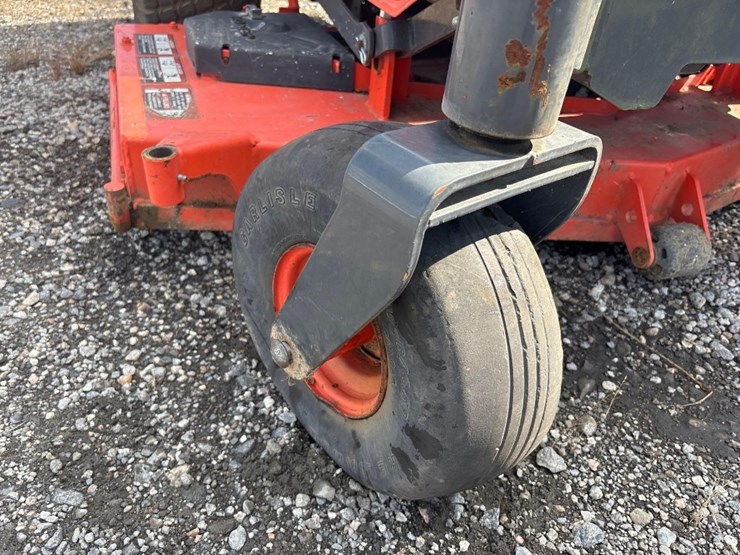 2011-kubota-zg327-image-18