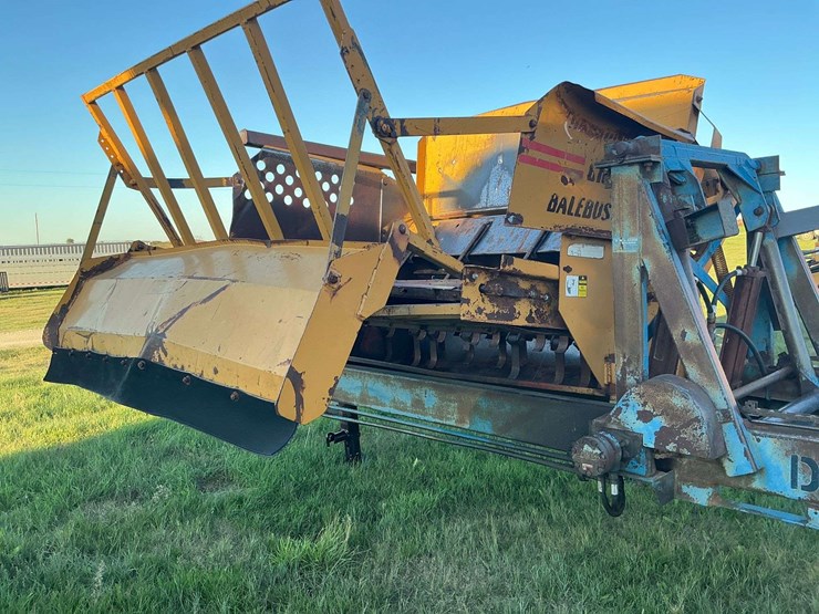 d&w-bale-processor-image-10