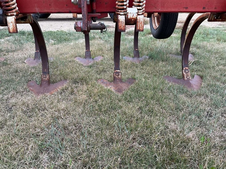 international-chisel-image-2