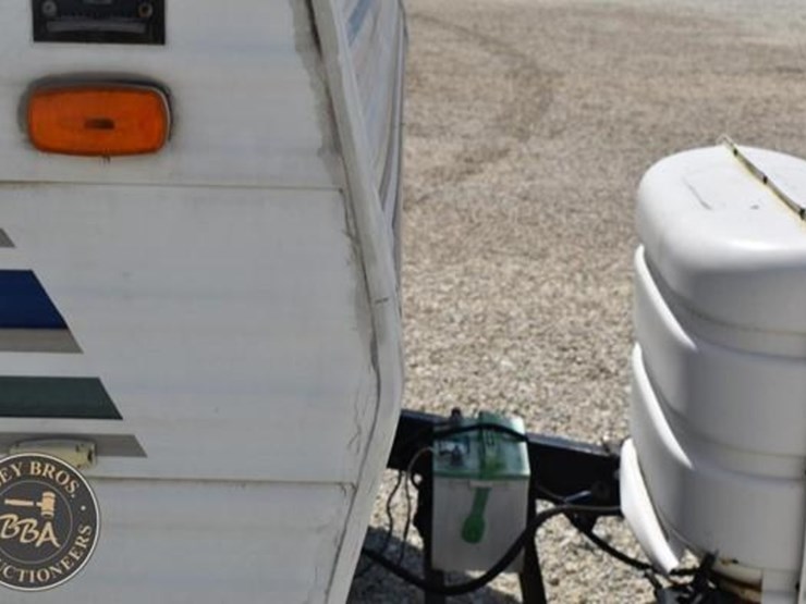 2004-keystone-rv-co-hornet-sport-27bs-38101-image-77