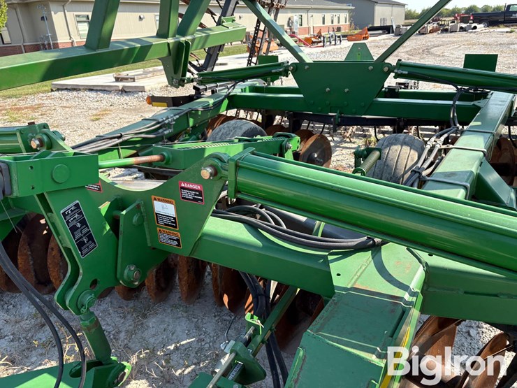 2007-john-deere-637-image-13