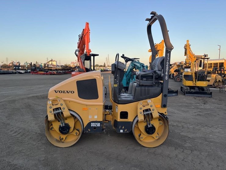 2018-volvo-dd25b-image-5