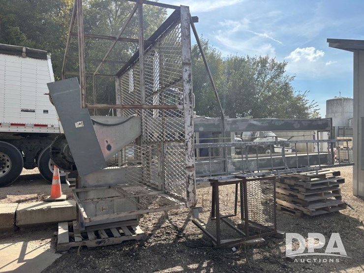 honeyville-receiving-leg-(dr12314)-image-6