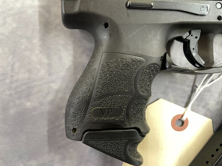 #4015-•-hk-vp9-sk,-sn:-232-049747-image-6