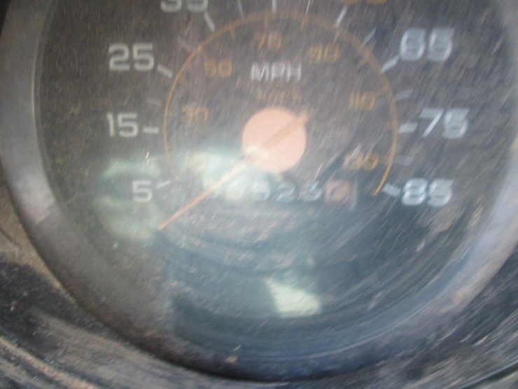 1983-gmc-3500-image-30