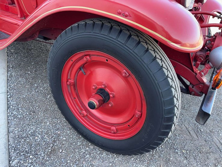 1931-chevrolet-fire-truck-image-9