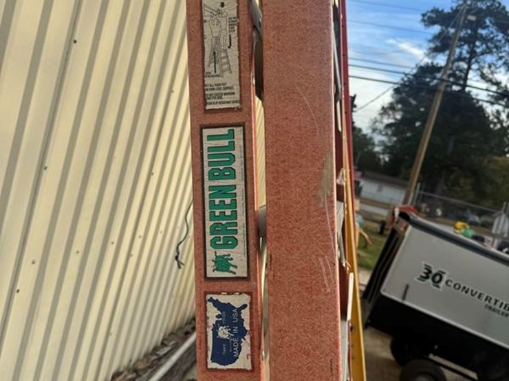 fiberglass-a-frame-ladder-13'4-climbing-height"-image-3