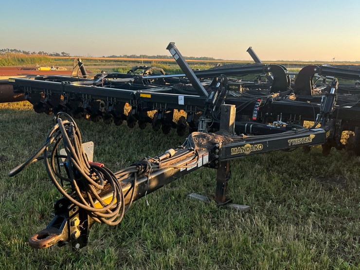 mandako-model-t4030-vertical-tillage-image-56