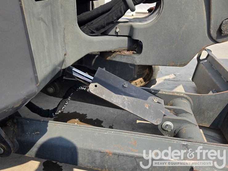 2021-bobcat-e35-image-40