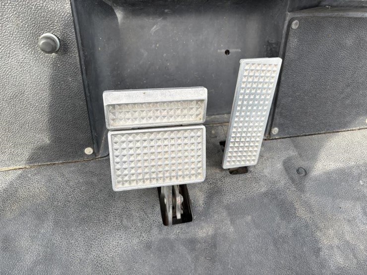 yamaha-utility-cart-image-16