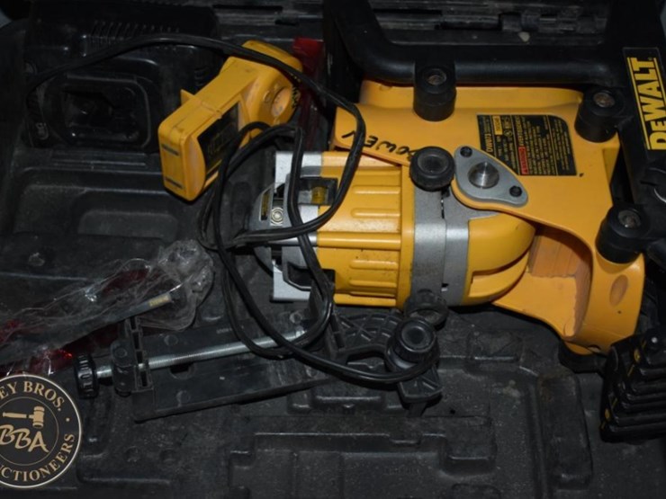 dewalt-transit-image-1