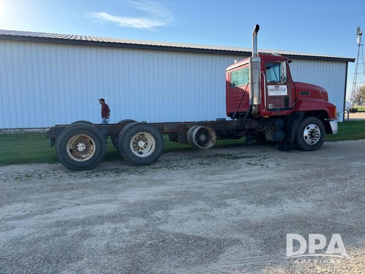 mack-ch613-image-12