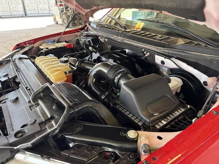 2018-ford-f150-image-12