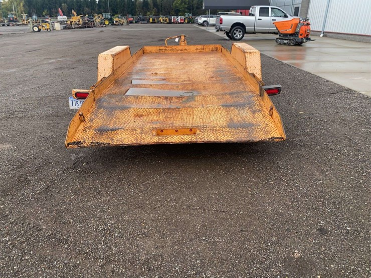 quality-trailer-pro-series-18’-tilt-trailer-image-5